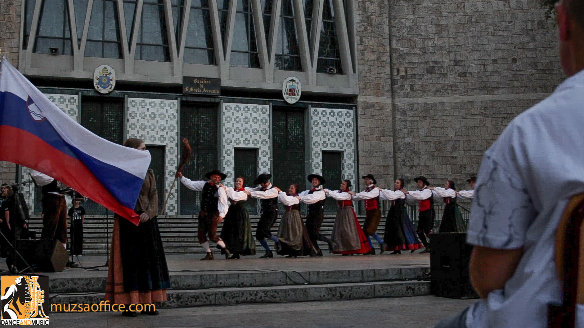 Dancers at the Montecatini art festival.