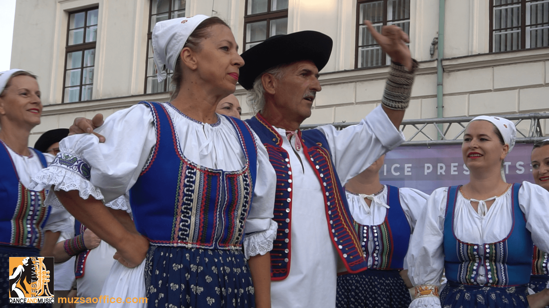 Prague performance 16