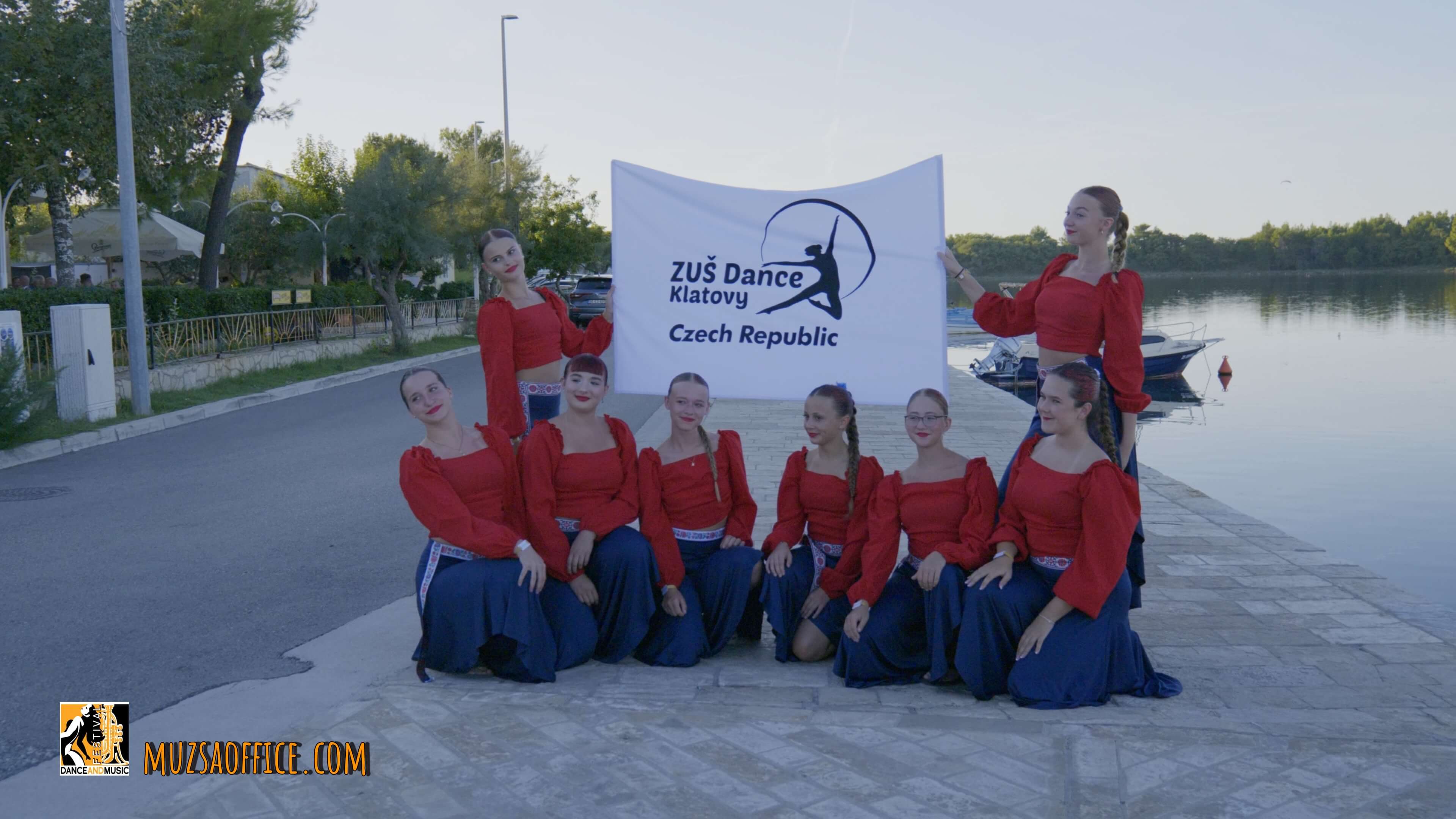 Zaton performance 19